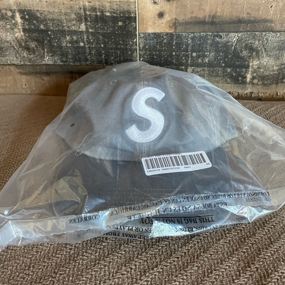 Supreme Pigment Print S Logo 6-Pannel